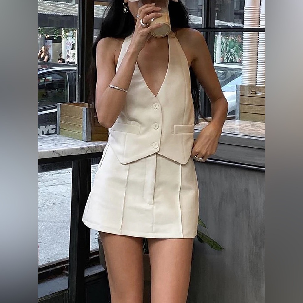 Nwt- Commense Button Front Halter Neck Backless V… - image 1